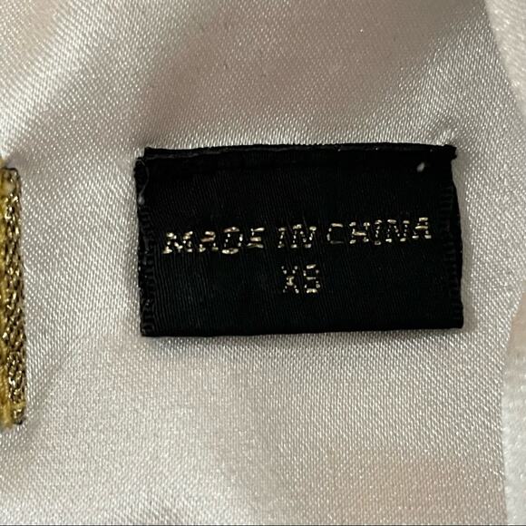 Guess white jacket size XS - Picture 9 of 9